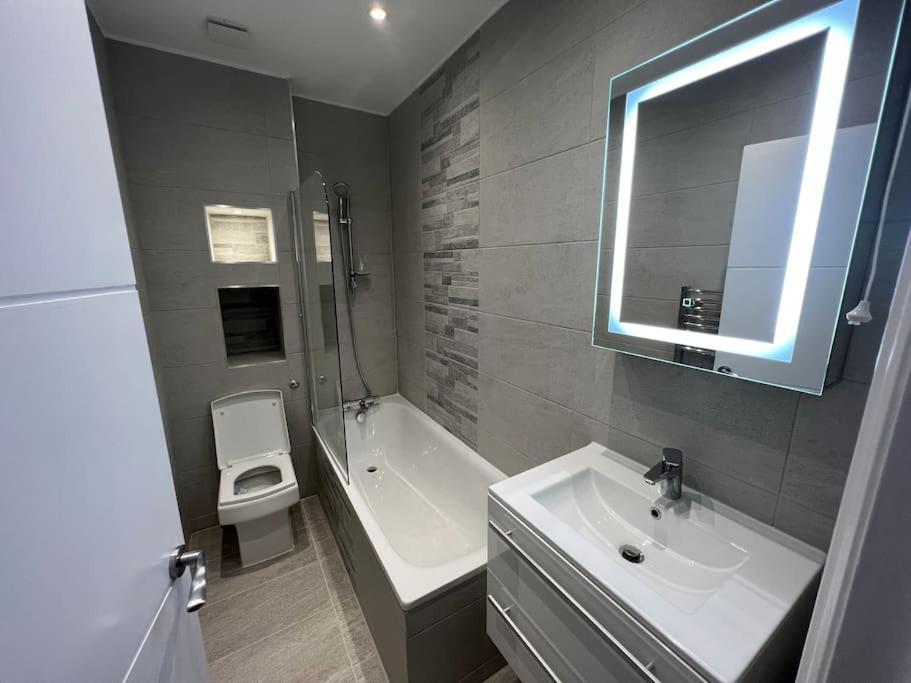 Cosy Entire Flat In Kings Cross Apartment Londra Exterior foto